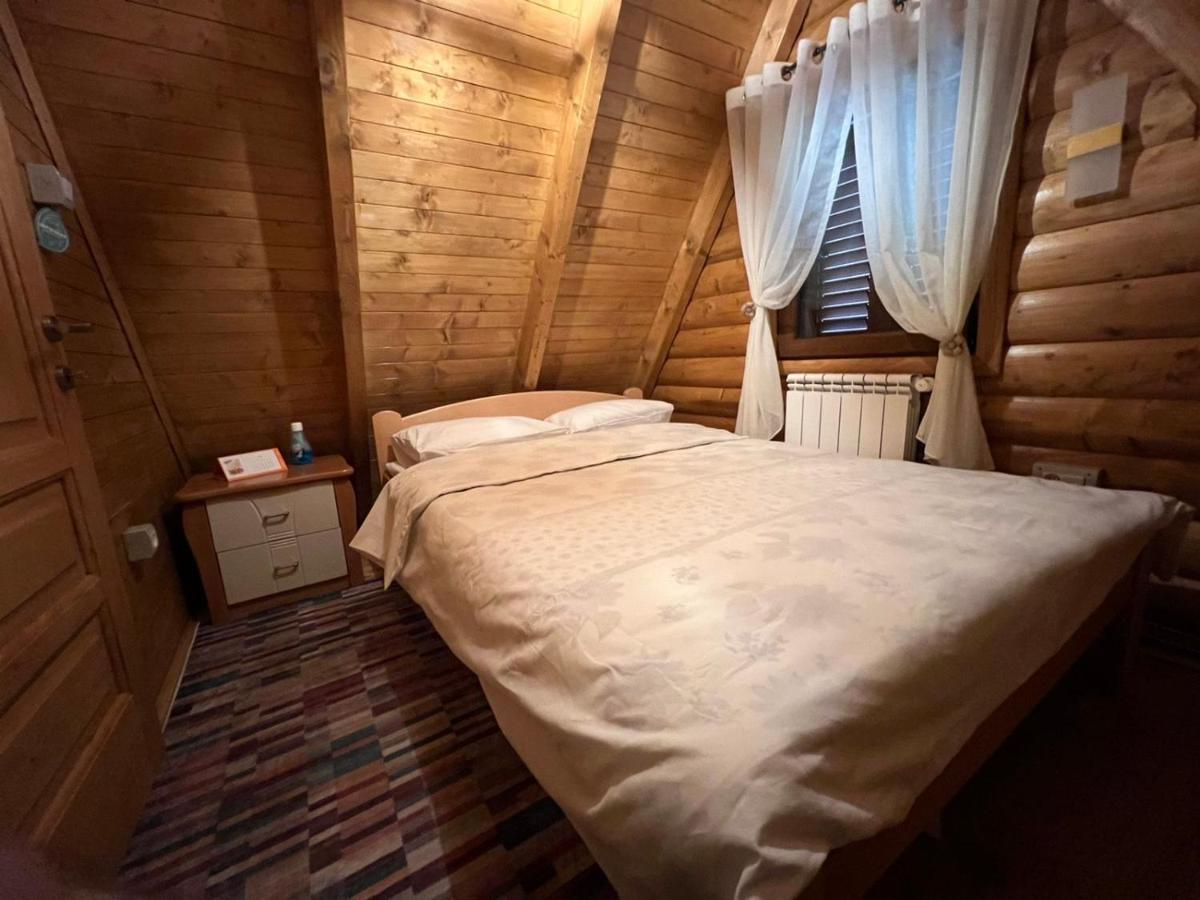 Vikendice Mali Raj Villa Zabljak  Exterior photo